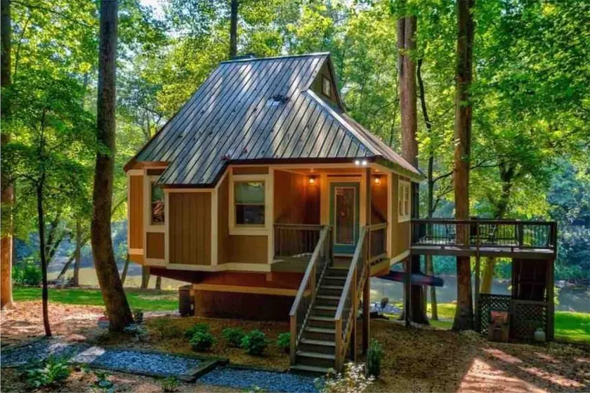 Luxury Treehouse Cabin on Chestatee River - Image 1