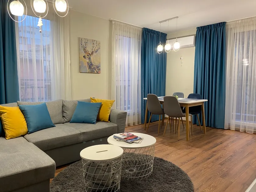Quiet apartment in a luxury building - center + parking - Image 1