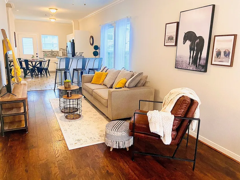 *Casita De Lago, Cozy home, sleeps 7, clean! - Image 1