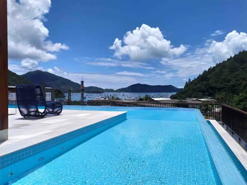 Magnificent Studio /Pool/Saunas/Gym/109 - Image 1