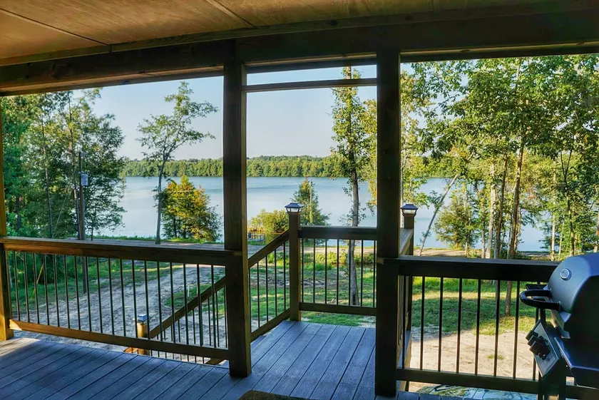 The Big Cabin at Greene's Pond - Image 1