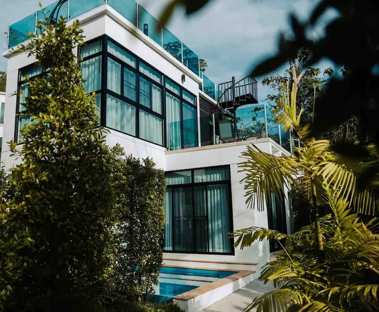 Hilltop Luxury Sea View Villa + Infinity Edge Pool - Image 1