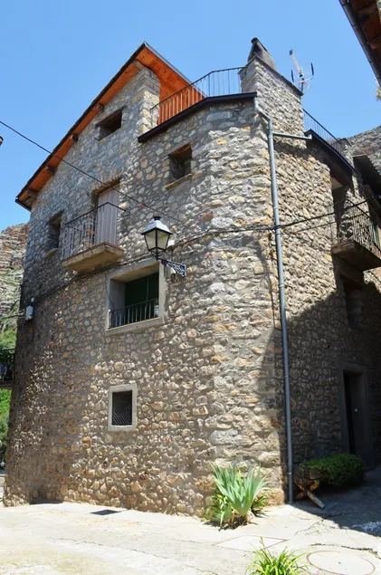 Casa Corroncui in Pallars Jussà - Image 1