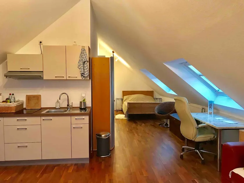 Apartment near the exhibition fair - Image 1