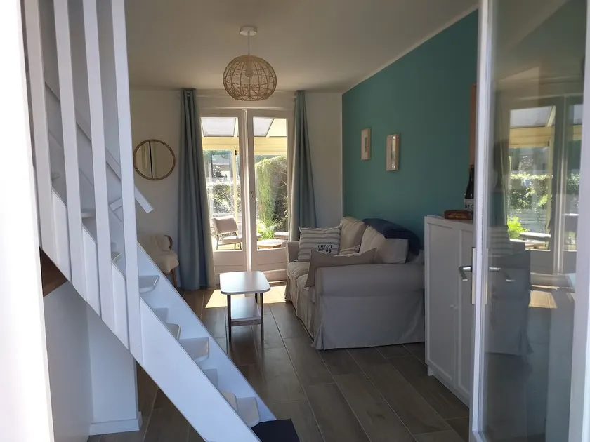 Small beach house - Image 1