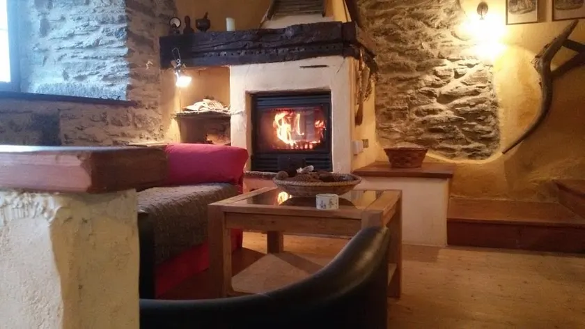 Old stone house near Sestriere - Image 1