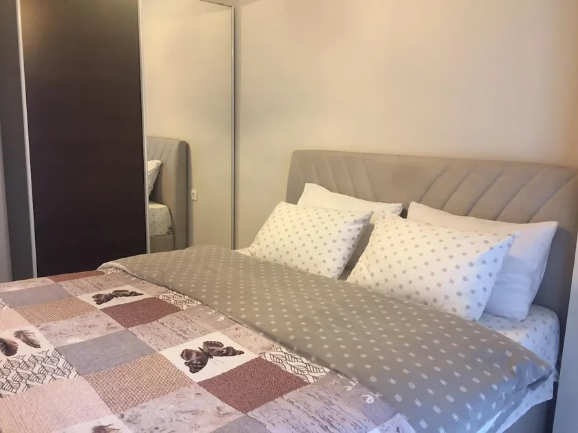 Sol's M2 Apartments - Image 1