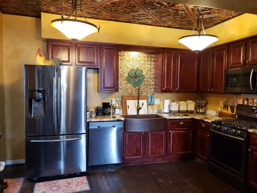 Dotte'O Grotto: 3 bdrm with Hot Tub - Image 1
