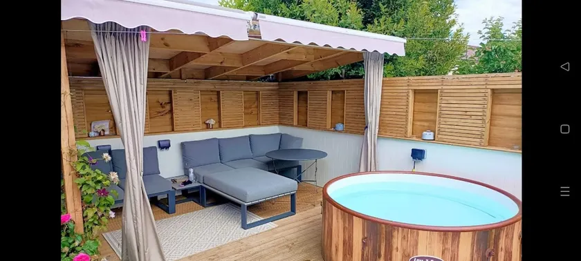 Greenfields Spa, Massage, HotTub, Boat Trips,Yoga - Image 1