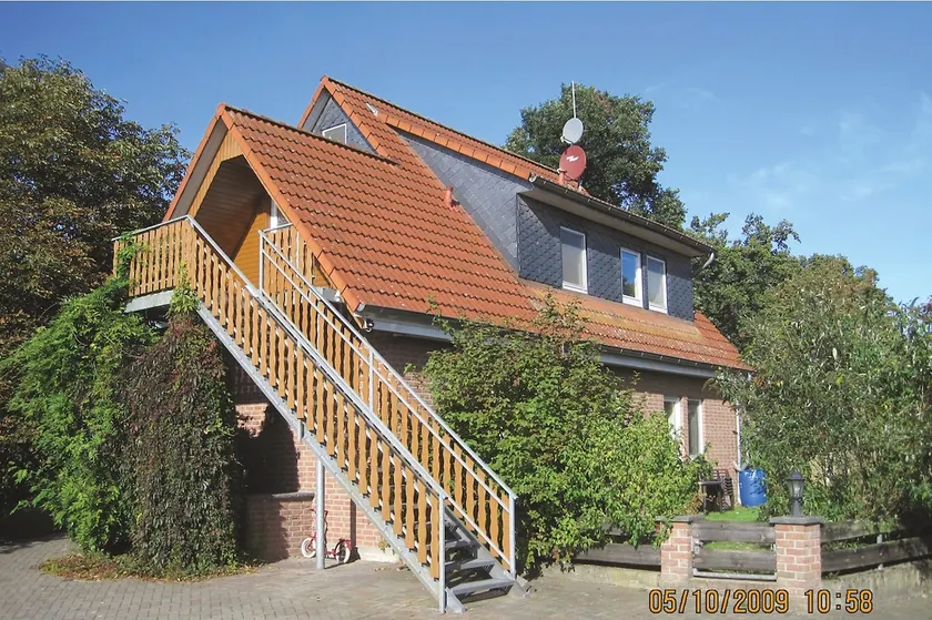 Upstairs vacation home - Image 1