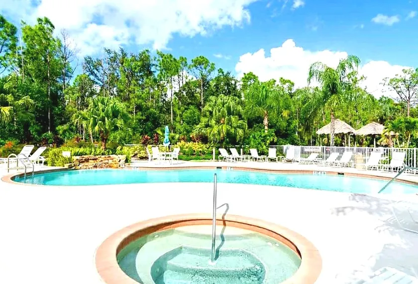 5*Star Coral Falls, 2BR Condo, Naples FL USA, 15min drive to many beaches, shops - Image 1