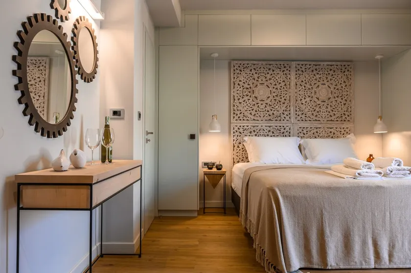 Express Apt. 104 - Image 1