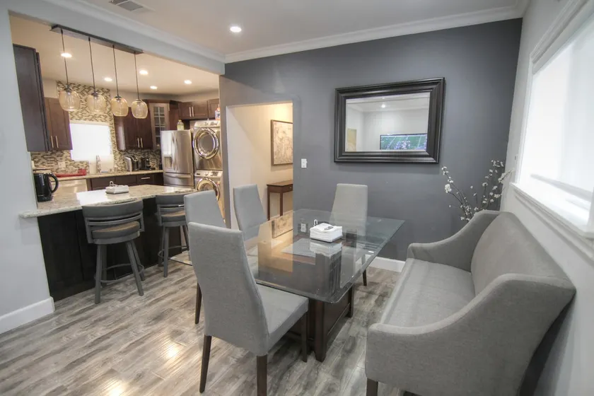 Remodeled 2 Bdrm 1bath Bungalow All The Amenities In Long Beach Belmont Hts - Image 1