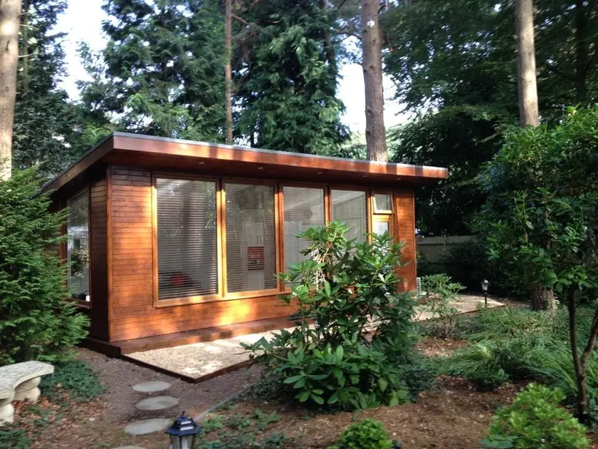 Delightful 1 bedroom lodge in Chilworth - Image 1