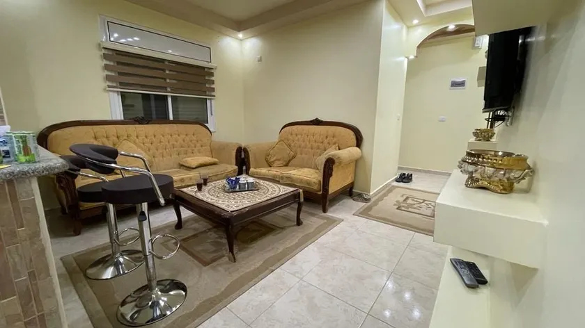 Leen Guest House - Image 1