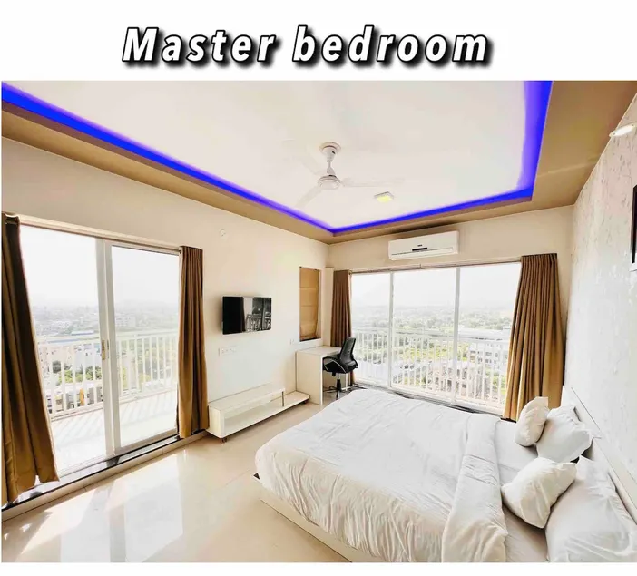 MiaoNPapa's Scenic Heights 2 BHK Luxurious Flat - Image 1
