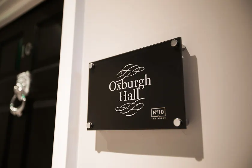 Oxburgh Hall · Spacious & Child-Friendly Apartment - Image 1
