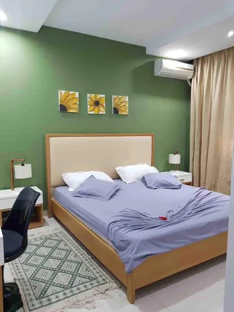Luxurious spacious 3 bedroom apartment - Image 1