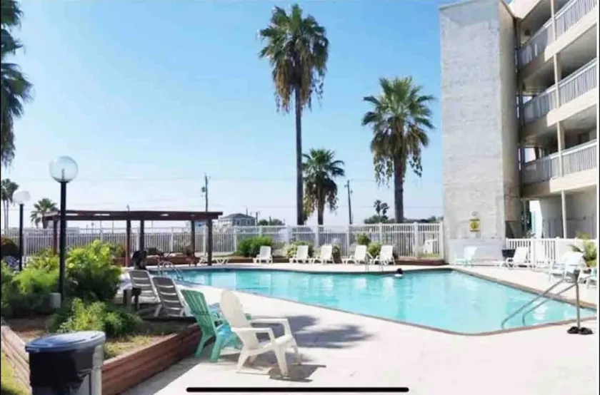 Beach View Condo - Image 1