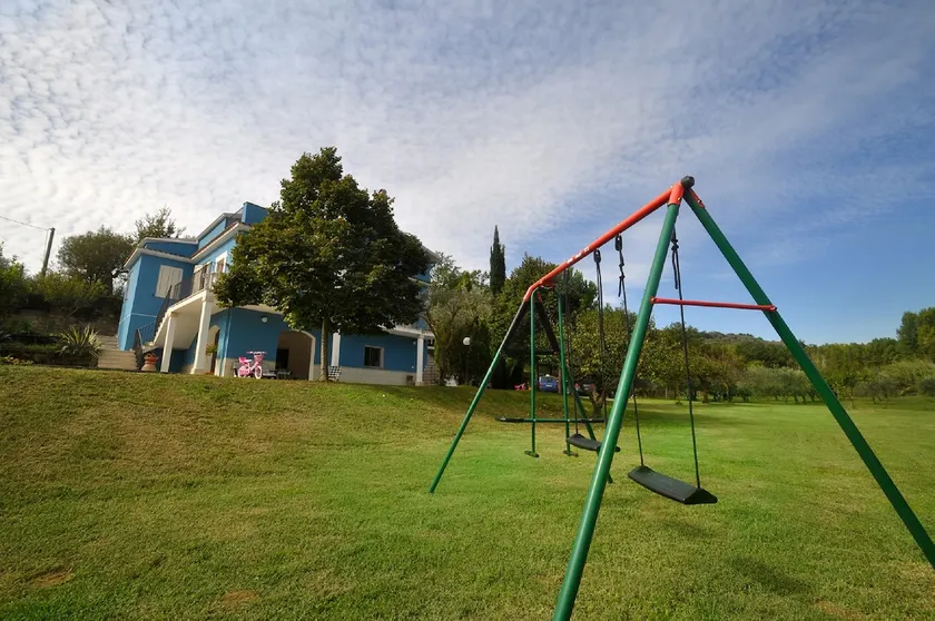 La Casa Blu - Image 1
