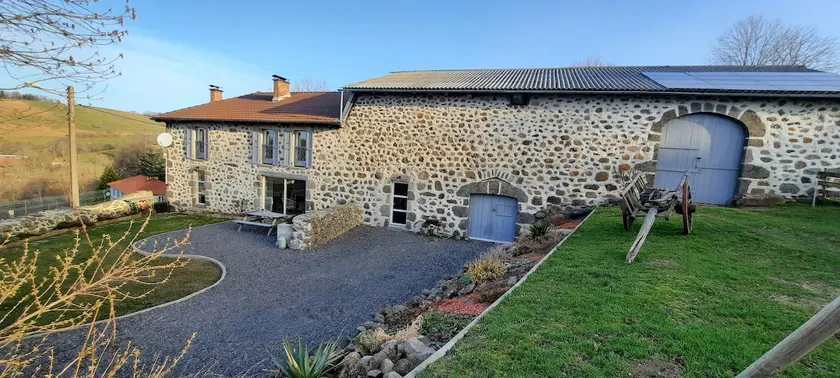 Yolet Nature House - Image 1