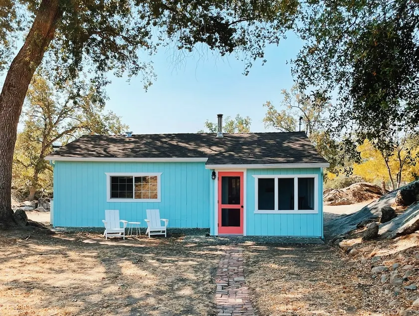 Sweet Yosemite Cottage Near the Park Entrance and Bass Lake - Image 1