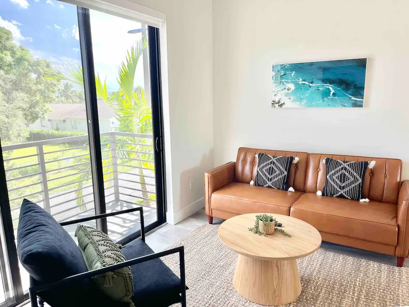 Luxury & Modern 2bed/2bath -KING beds #20 - Image 1