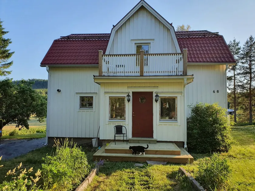 Charming country-style house - Image 1