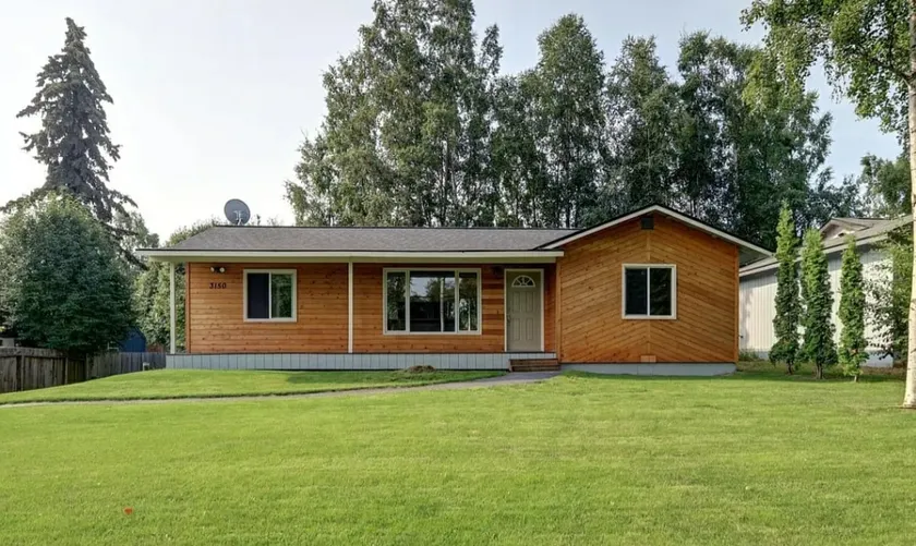 84th Ave. 2 baths, No Stairs! Theater & Firepit - Image 1