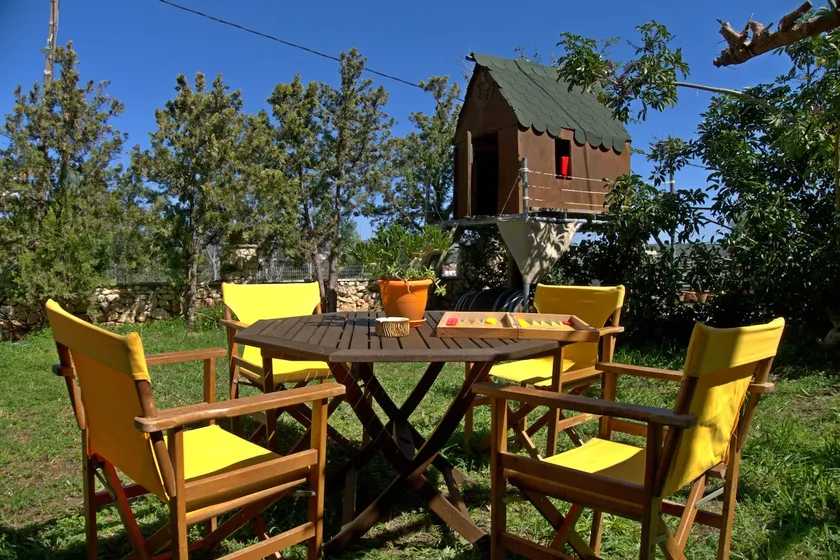 Diamant's Place with Treehouse Garden - Image 1