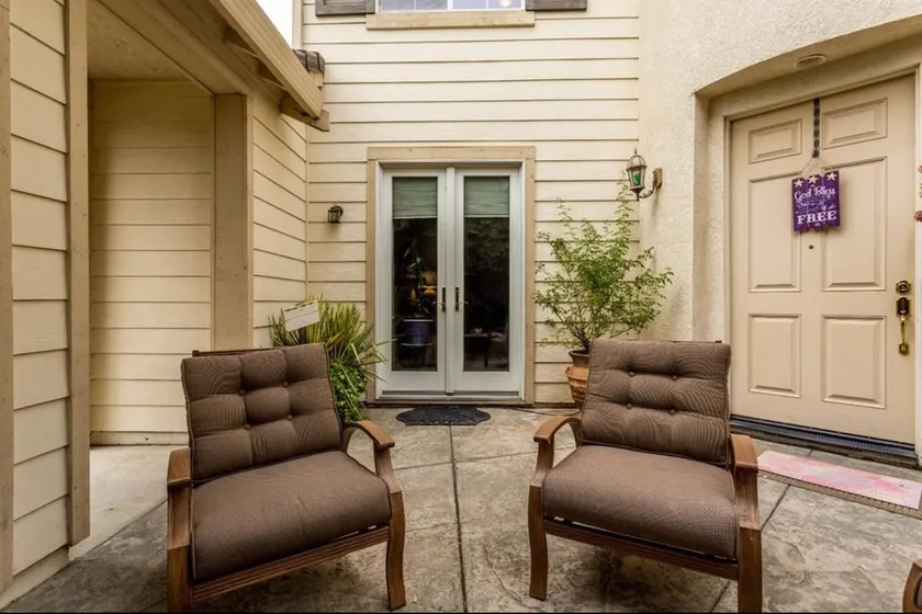 Separate Entrance 5 min HWY205/580 safe cozy - Image 1