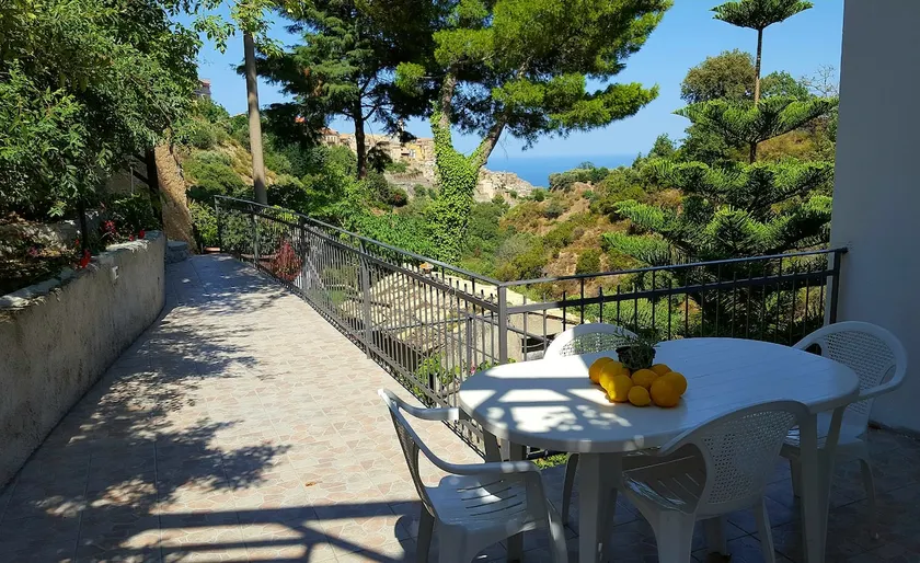 Fontanelle Garden Vacation Home - Image 1