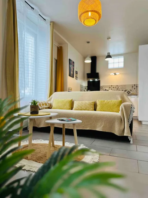 Charming and renovated • Private parking • self check-in - Image 1