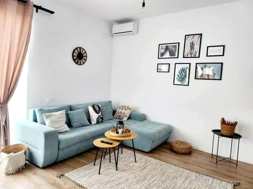 ADM Cozy Home - Entire private house&garden, close to Therme and Airport - Image 1