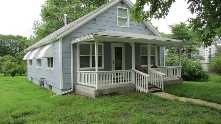 The Centralia Guest House - Image 1