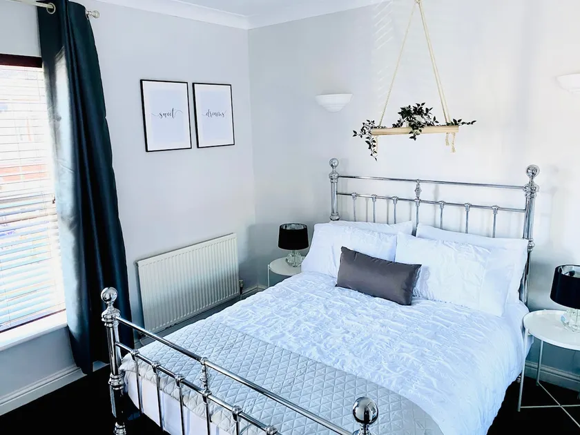 2 bedroomed house close to Cleethorpes seafront - Image 1