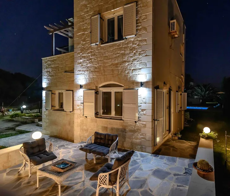 Villa On The Beach Crete Tavronitis Maris Mare - Image 1