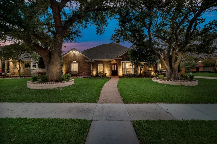 Plano Family Oasis with Pool & Hot Tub - Image 1