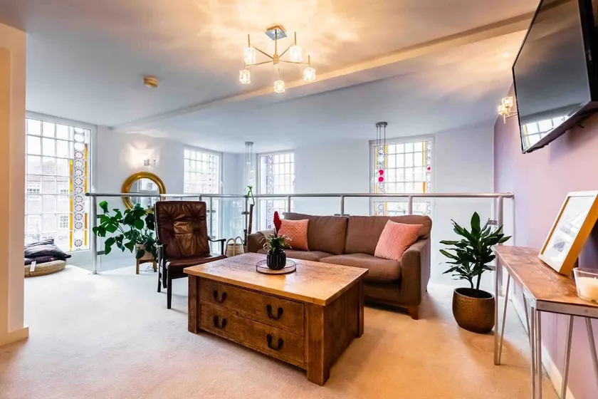 Lux Duplex Apartment 19th Century Chapel Wakefield Centre - Image 1