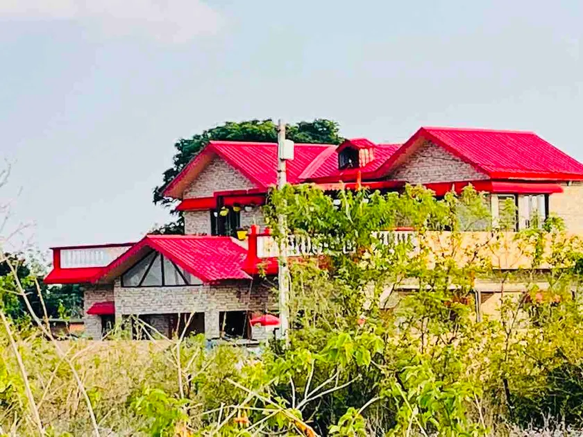 Viva Villa - Image 1