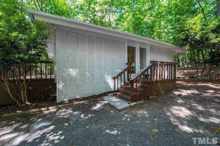 Grandma’s House - Minutes from UNC with Firepit - Image 1