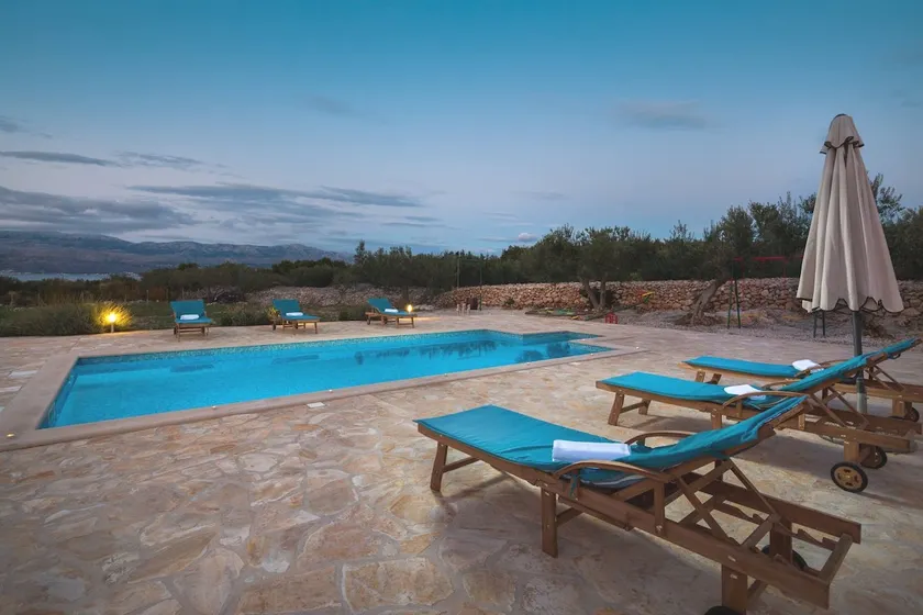 Beach villa Boris with heated pool & full privacy - Image 1