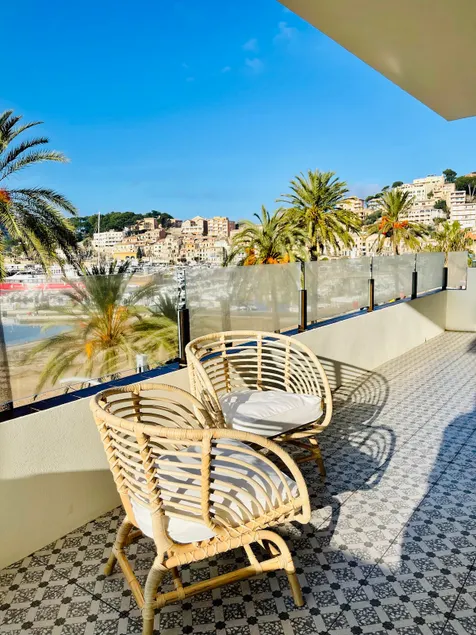 Luxury apartment with ocean views, 1st line Puerto Soller - Image 1