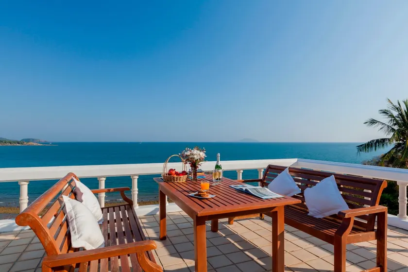 Baan Khunying - Secluded Phuket Beachfront Villa - Image 1