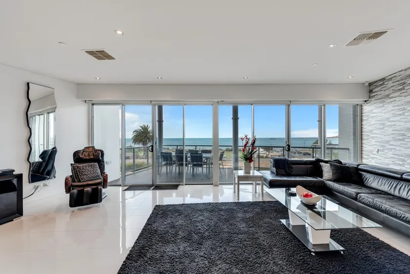 Gallery 16: Luxury Penthouse - Image 1