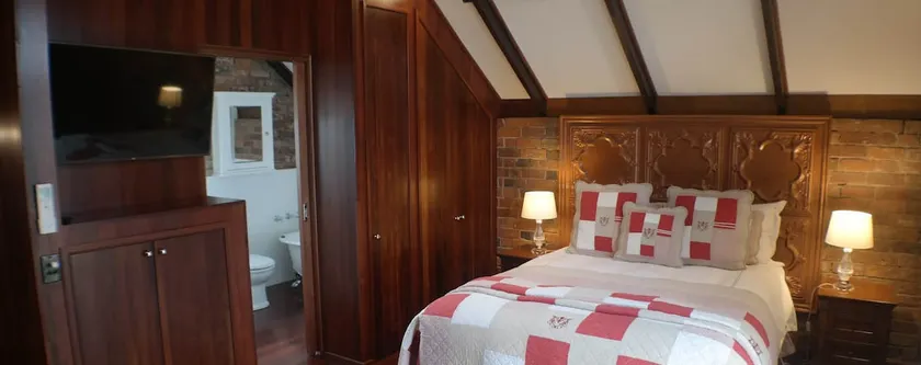 Stables Apartment - Image 1