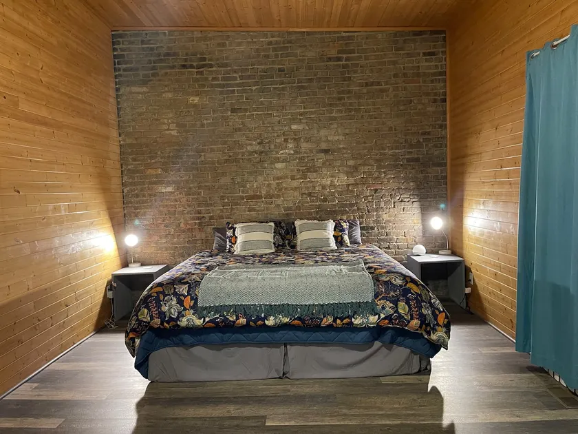 RockerBye Rental Large & modern with vintage charm - Image 1