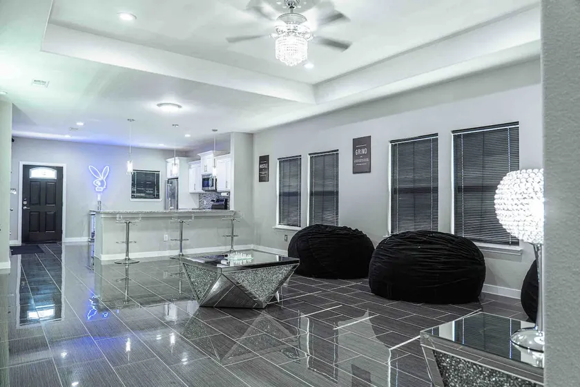 Dallas Home - Modern Day Living @ Flawless Empire - Image 1