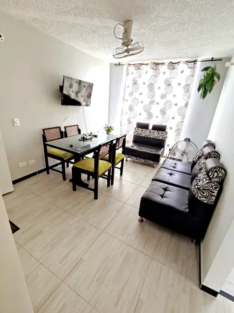 Luxury apartment with WiFi, a swimming pool, and parking - Image 1