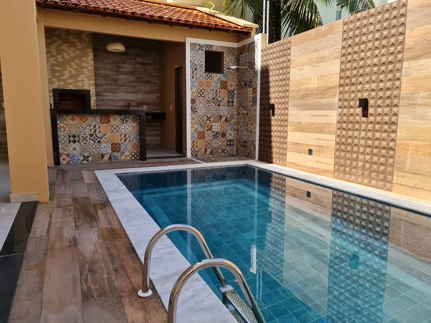 Large house with pool near Atalaia and Farol. - Image 1
